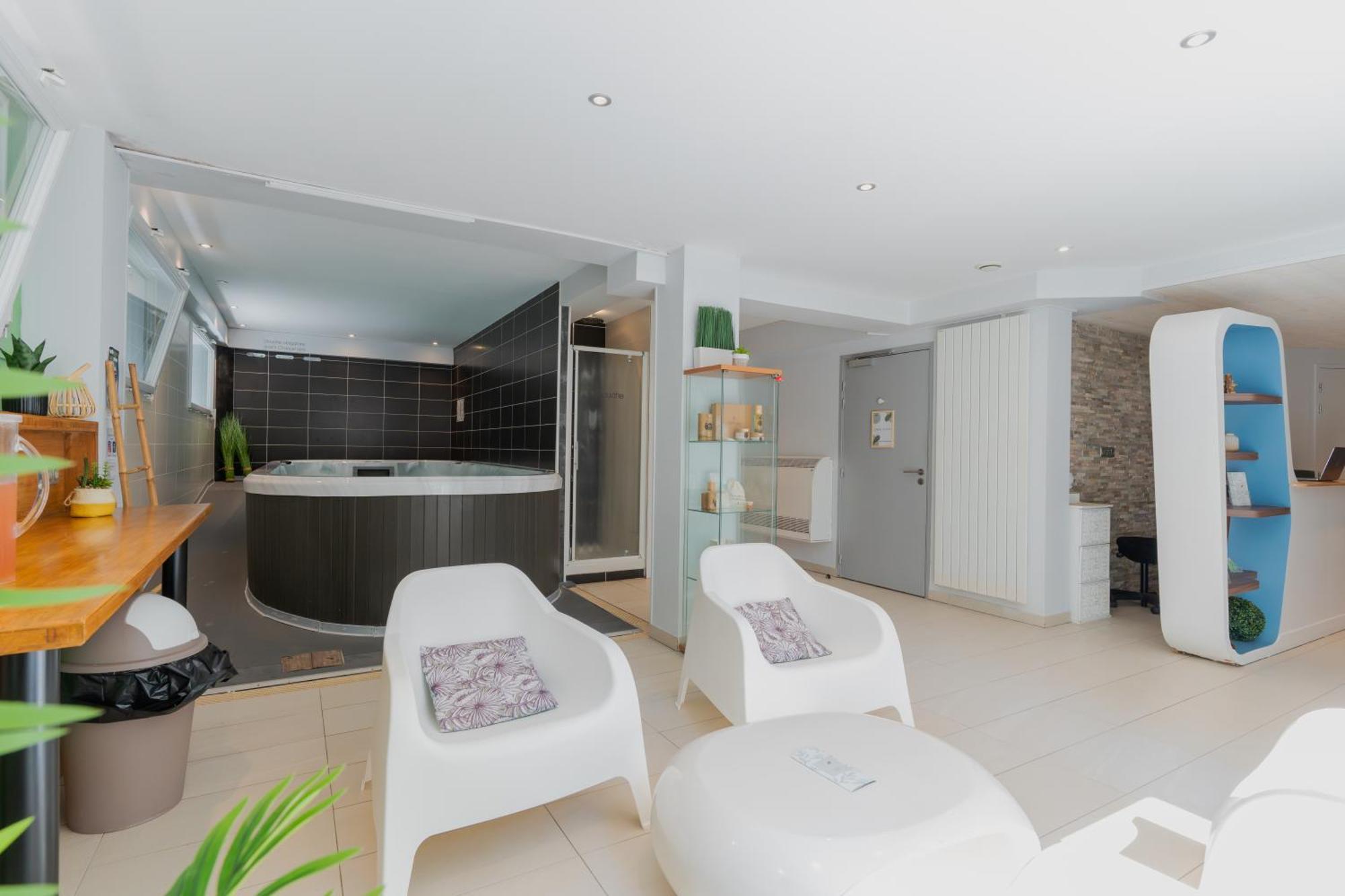 เบสต์ เวสเทิร์น โฮเต็ล การ์เดน แอนด์ สปา Hotel La Baule-Escoublac ภายนอก รูปภาพ
